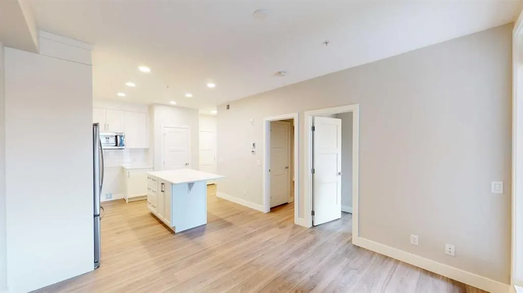 8355 19 Avenue SW, #120