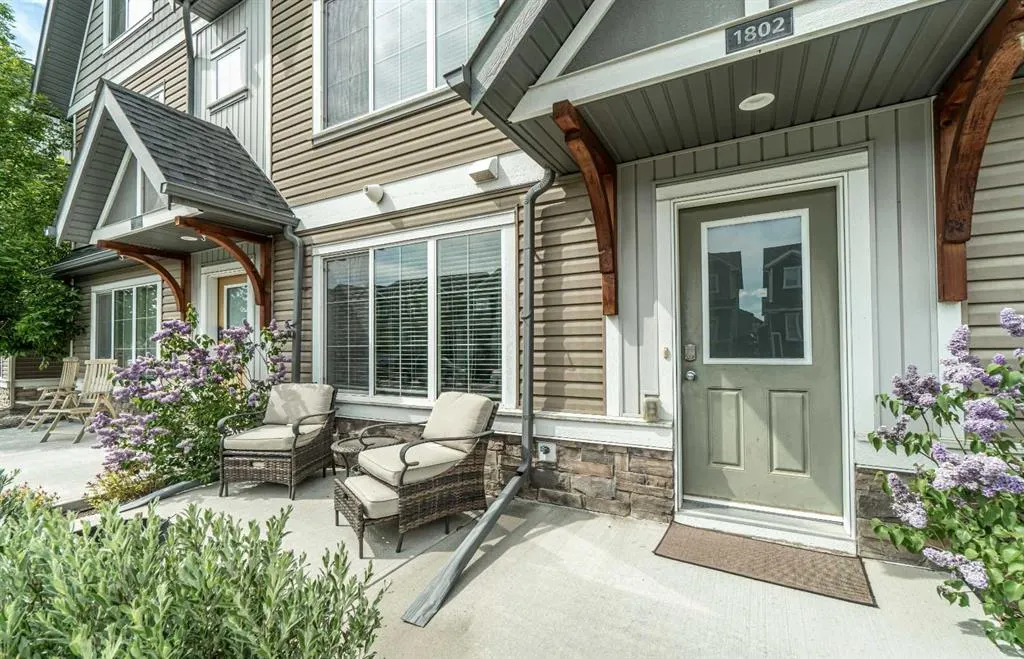 250 Fireside View, #1802