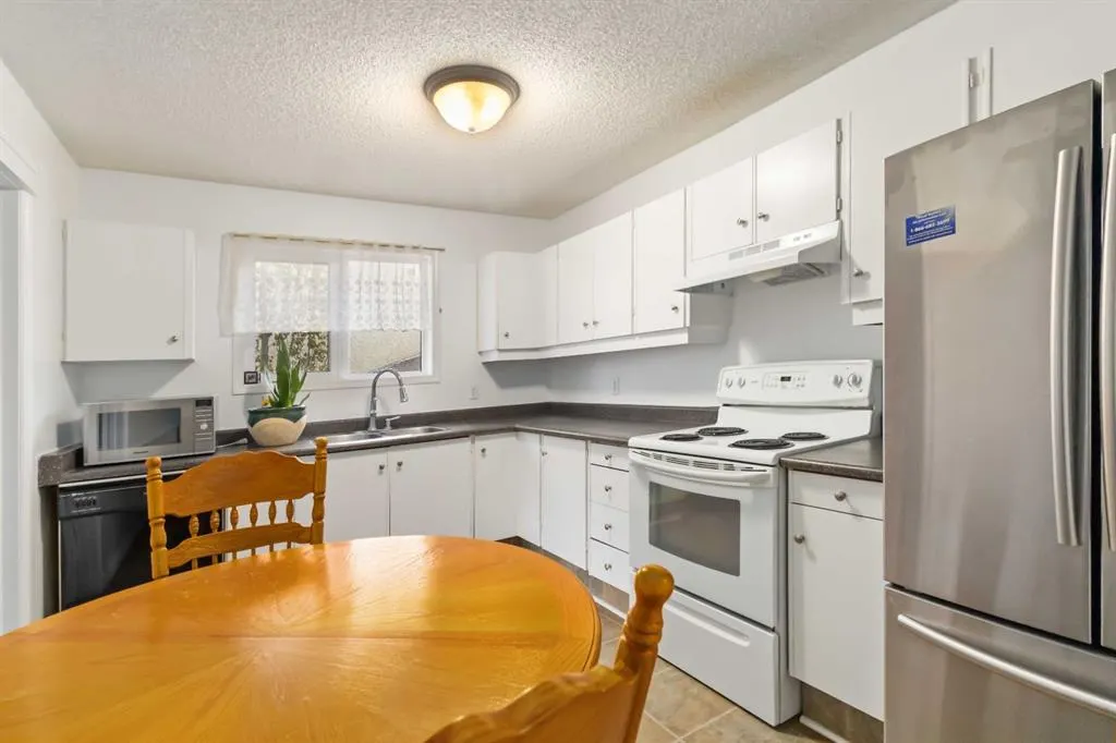 131 Grayling Crescent