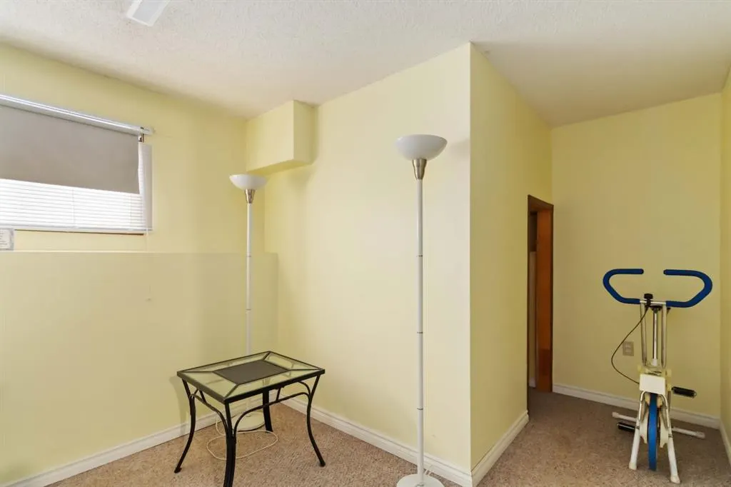131 Grayling Crescent