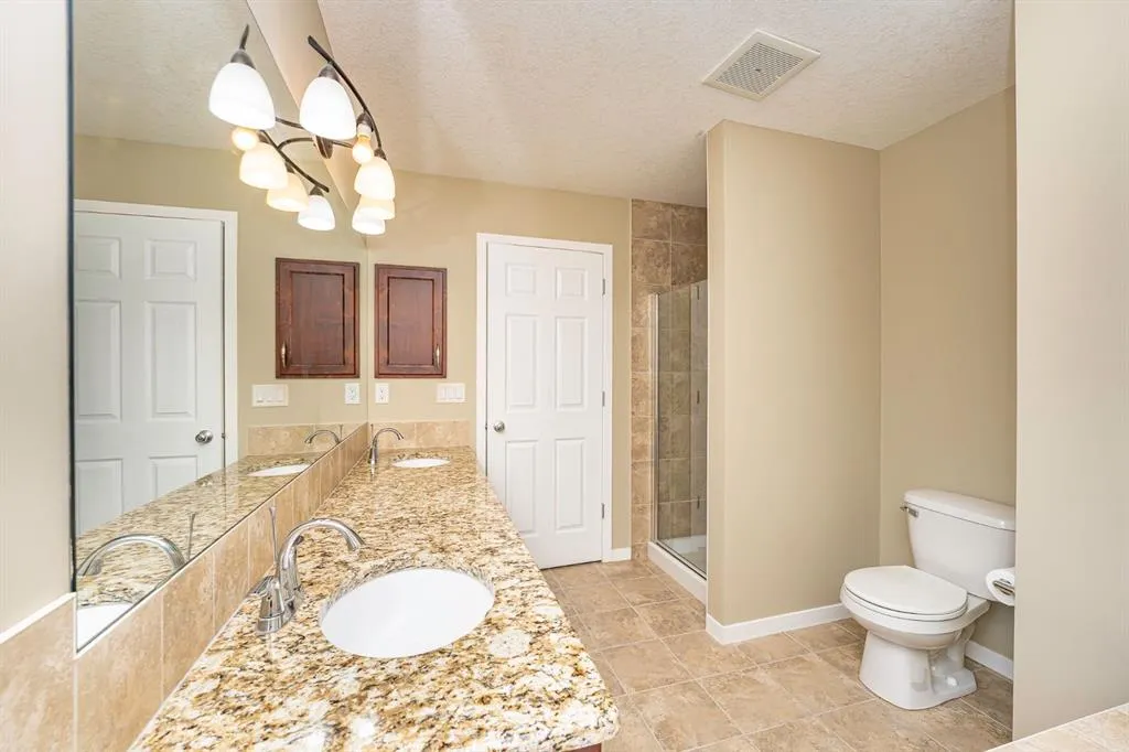 116 Brightoncrest Manor SE