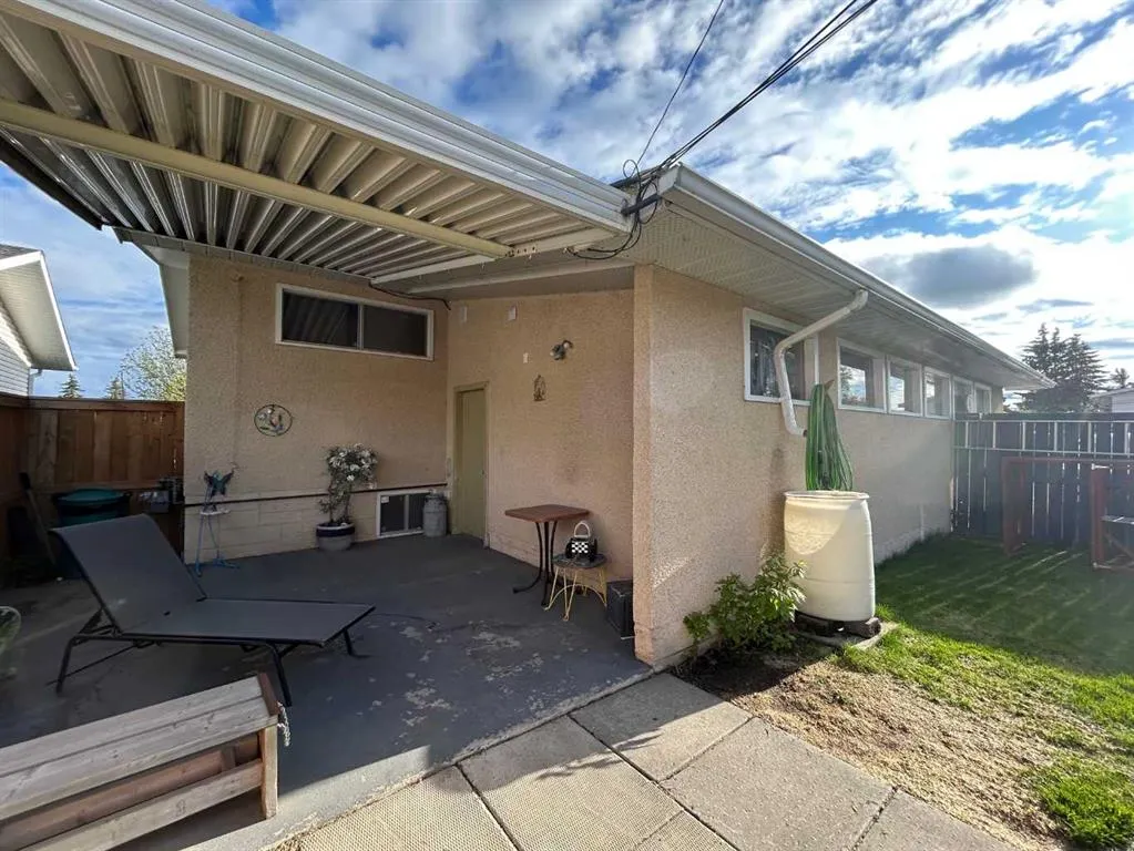 5210 Waghorn