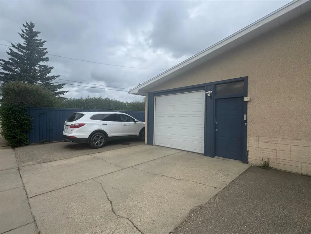 5210 Waghorn
