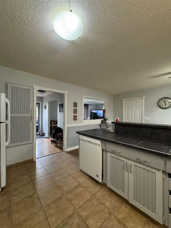 5210 Waghorn