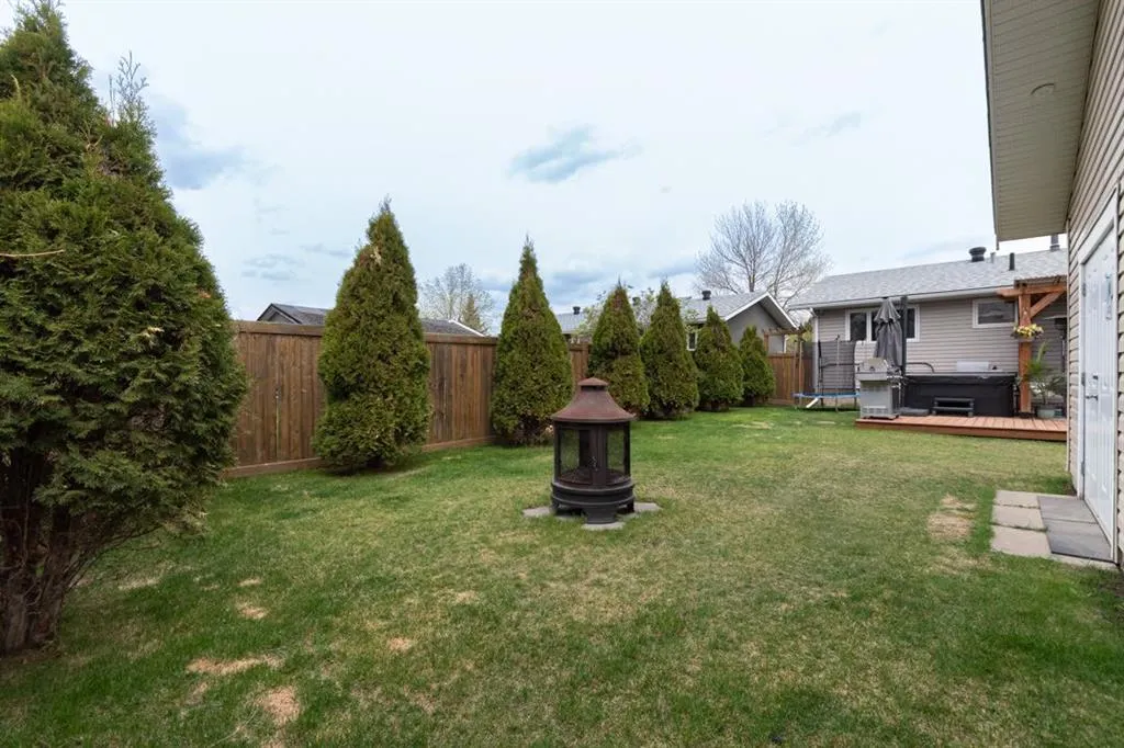 101 Robin Crescent