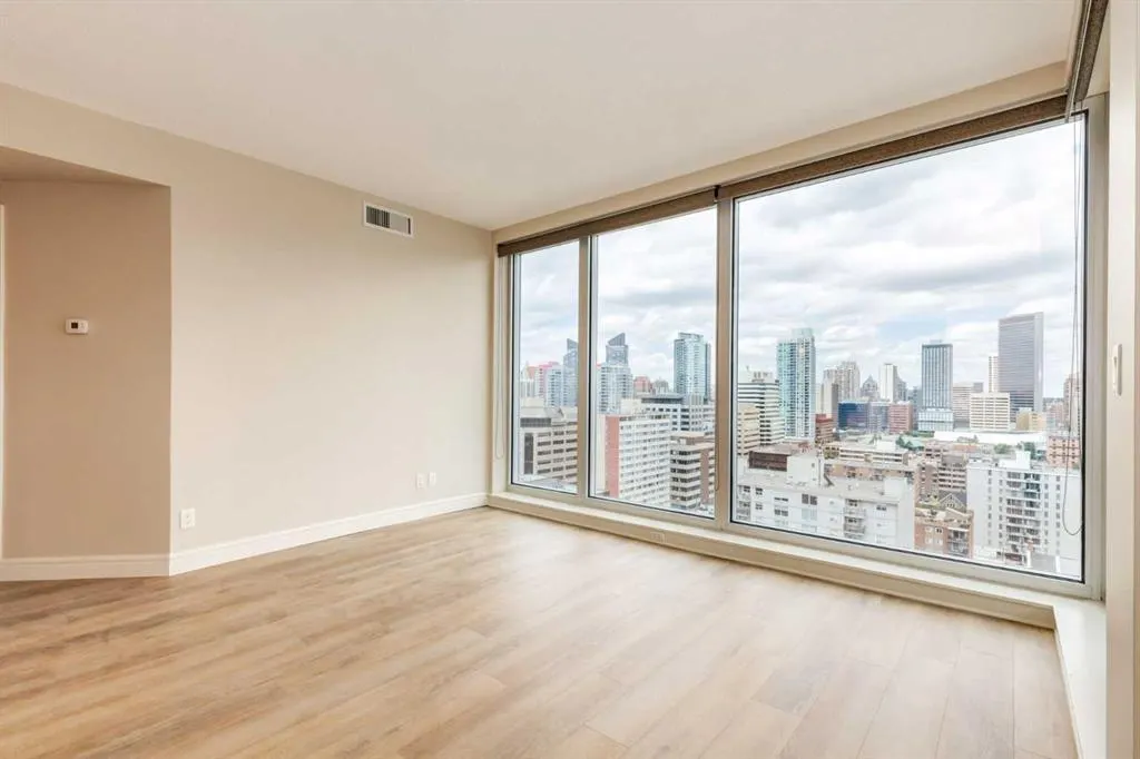 817 15 Avenue SW, #1700