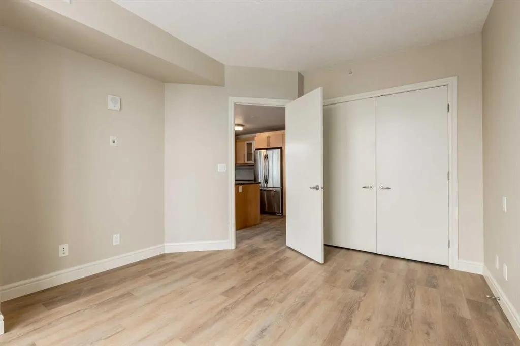 817 15 Avenue SW, #1700