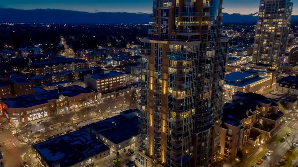 817 15 Avenue SW, #1700