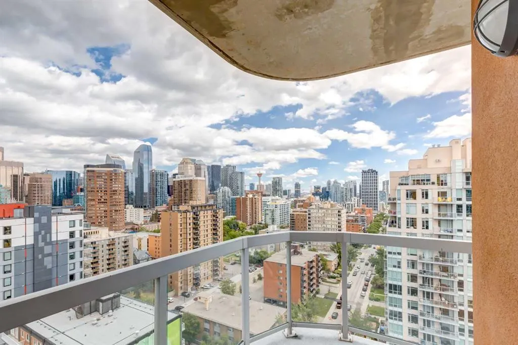 817 15 Avenue SW, #1700