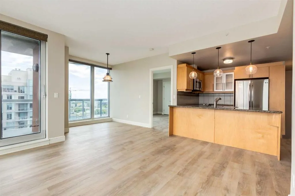 817 15 Avenue SW, #1700