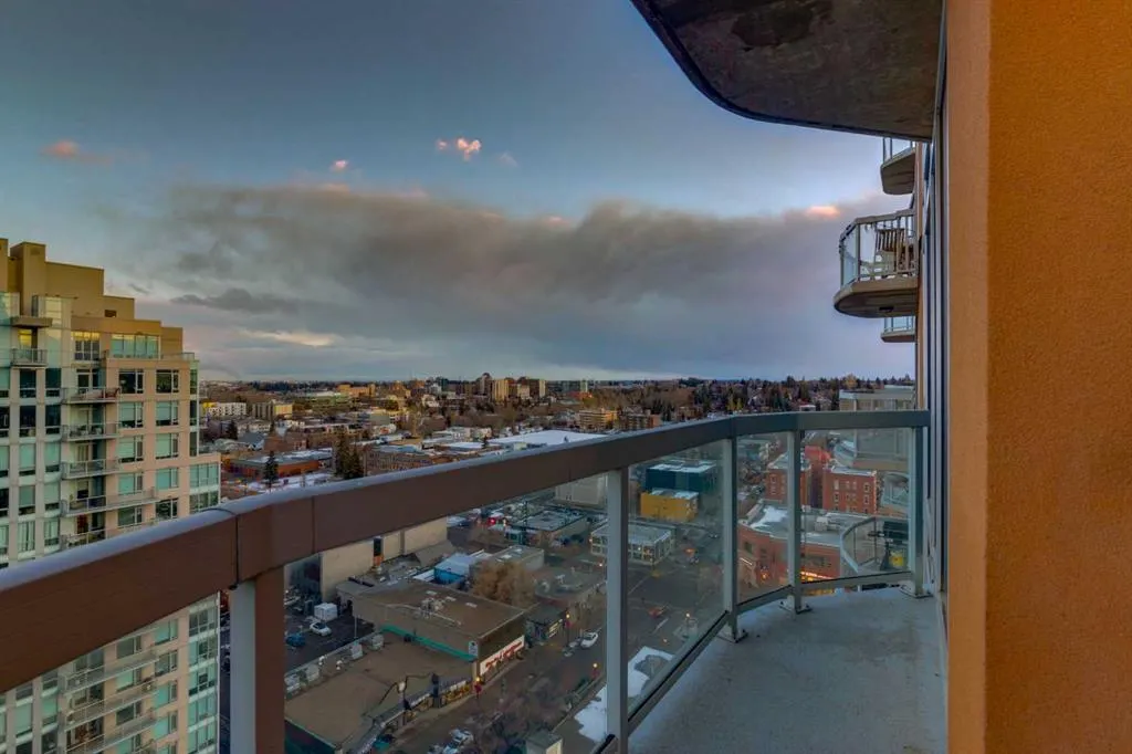 817 15 Avenue SW, #1700