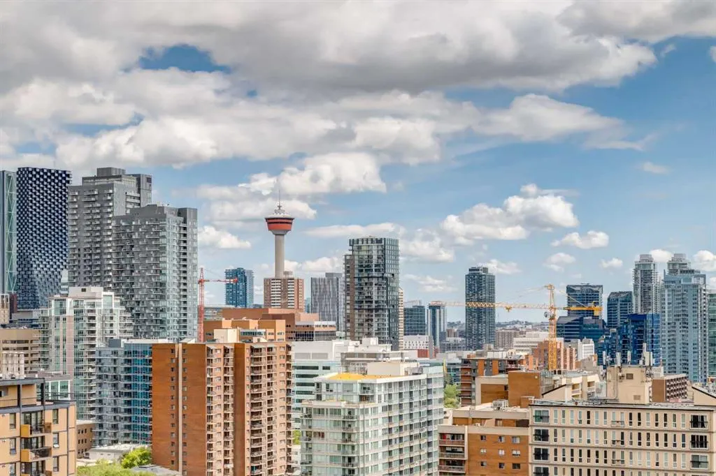 817 15 Avenue SW, #1700