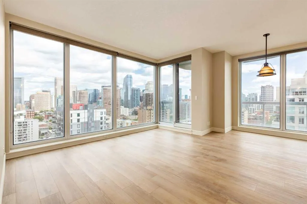 817 15 Avenue SW, #1700