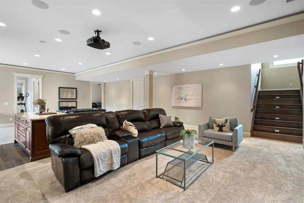 95 Bearspaw View