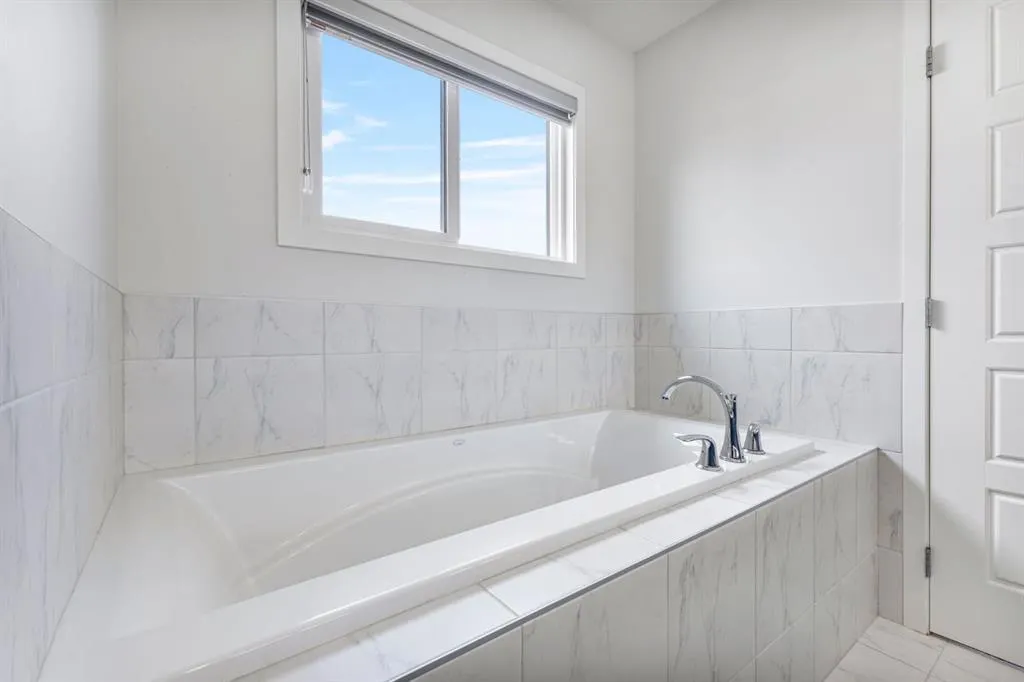 38 Seton Parade SE