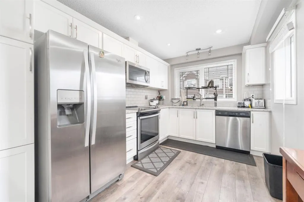 66 Cityscape Court NE