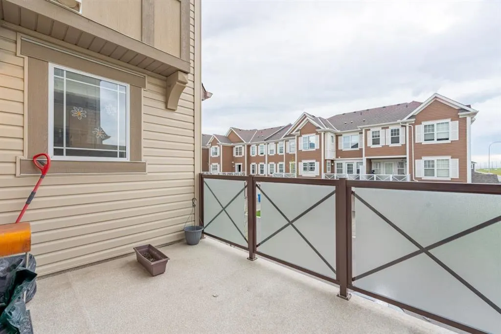 66 Cityscape Court NE