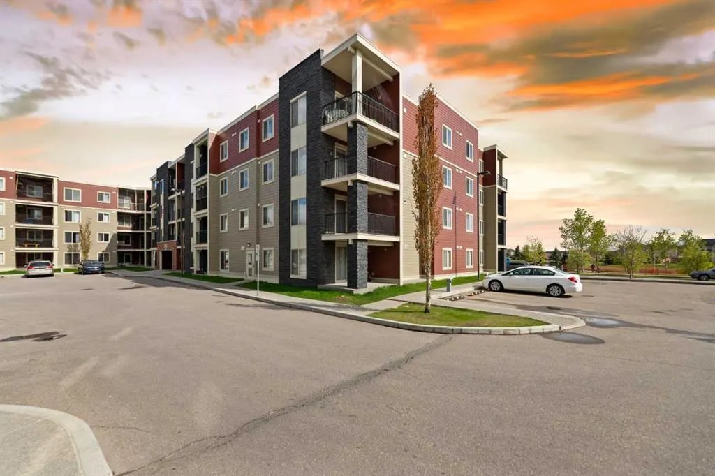 15 Saddlestone Way NE, #411