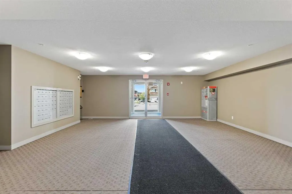 15 Saddlestone Way NE, #411