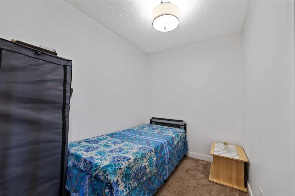 15 Saddlestone Way NE, #411