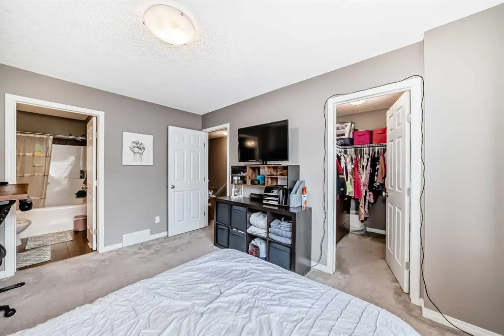 3262 New Brighton Gardens SE