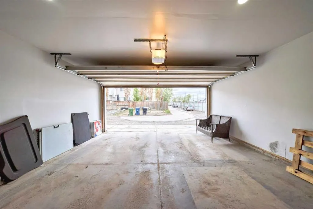 3262 New Brighton Gardens SE