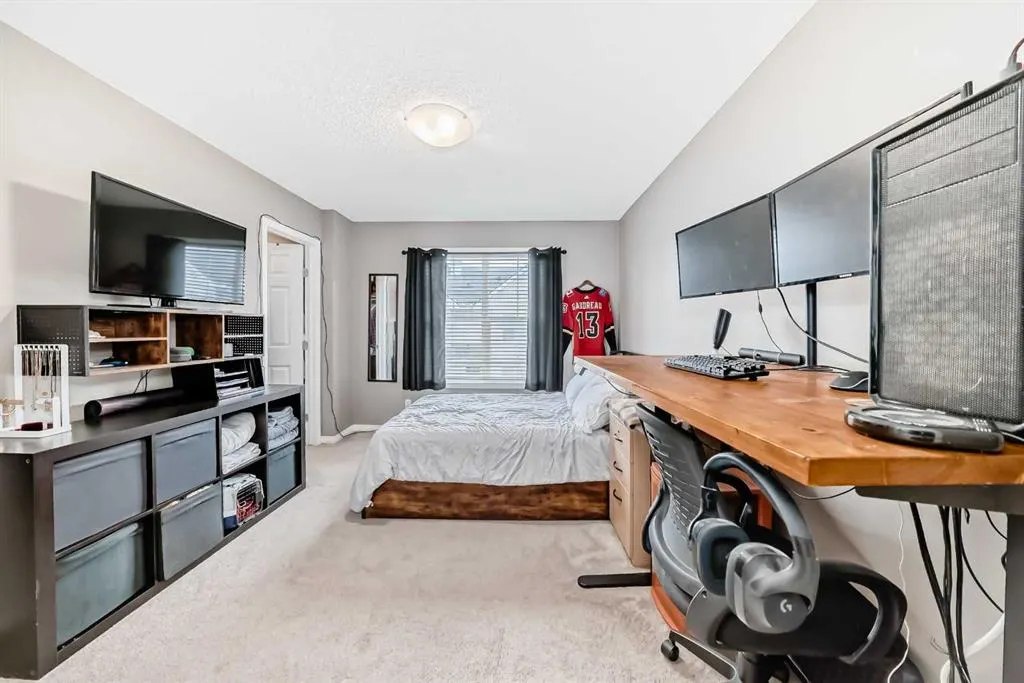 3262 New Brighton Gardens SE