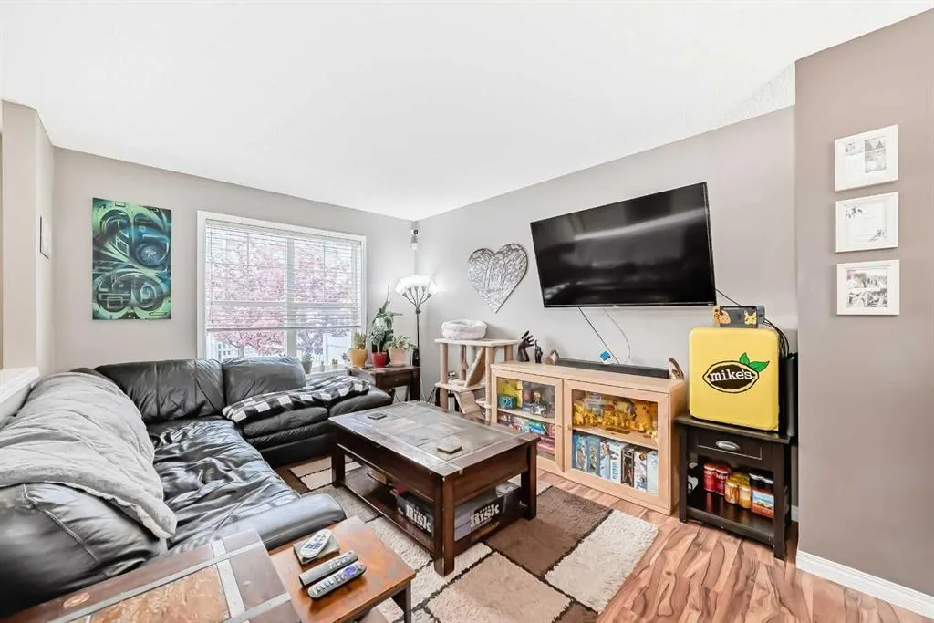 3262 New Brighton Gardens SE