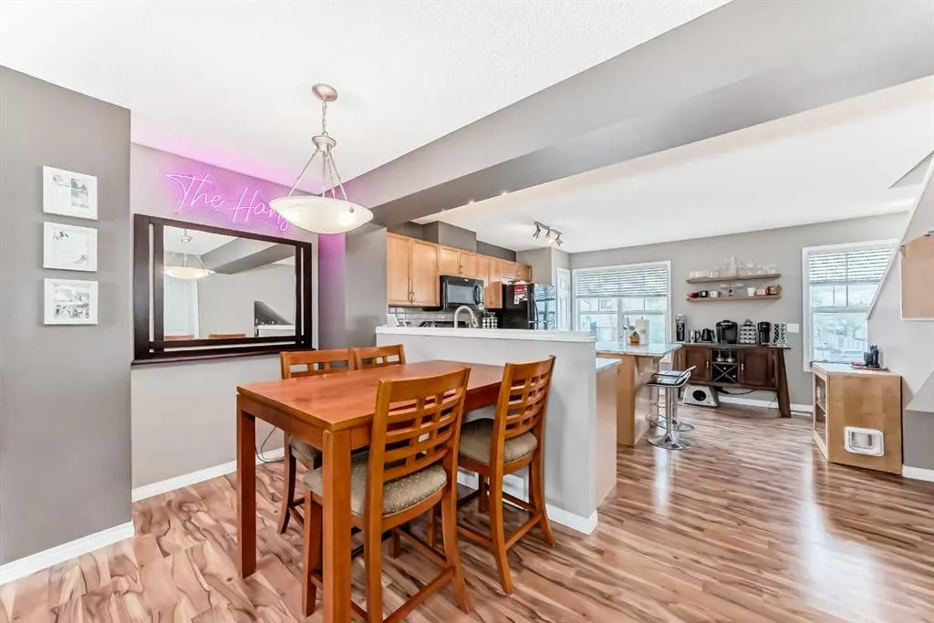 3262 New Brighton Gardens SE