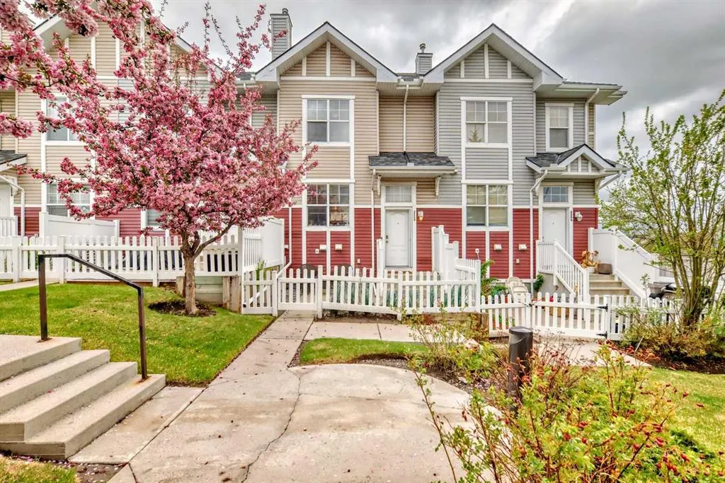3262 New Brighton Gardens SE
