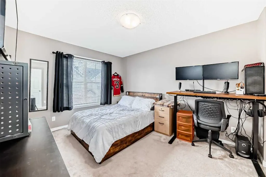 3262 New Brighton Gardens SE