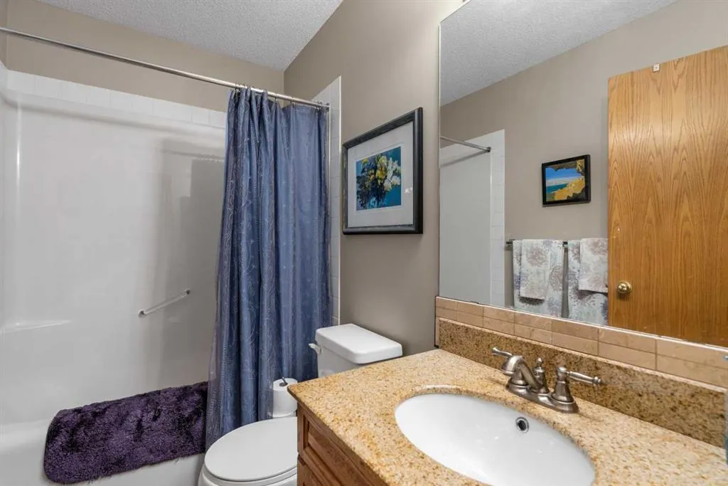 310 Riverside Garden NW