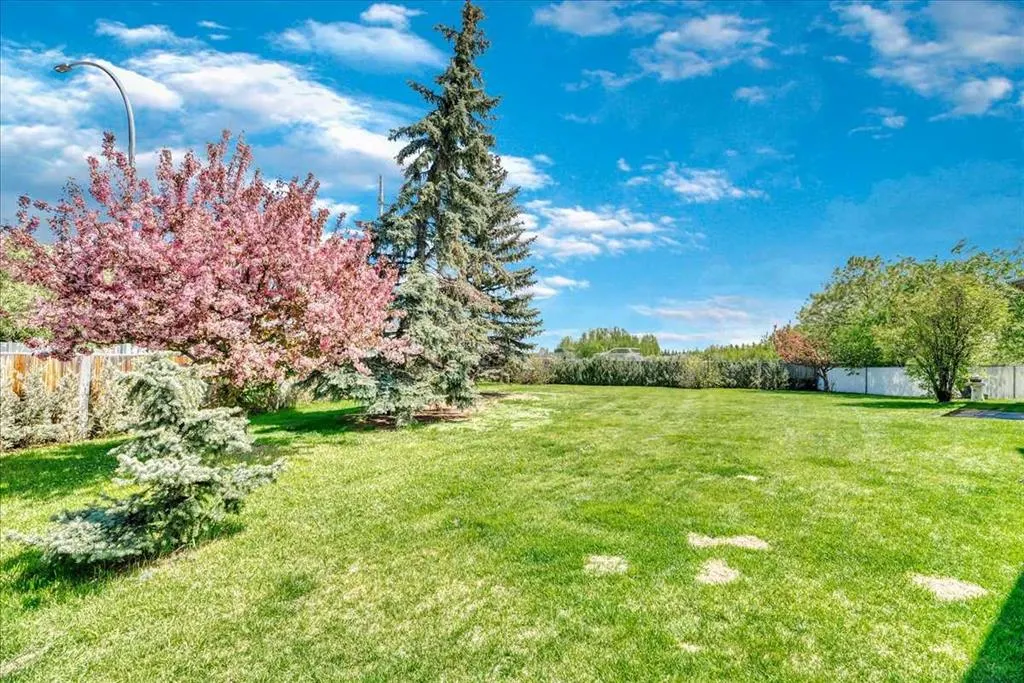 14 Grande Point Estates