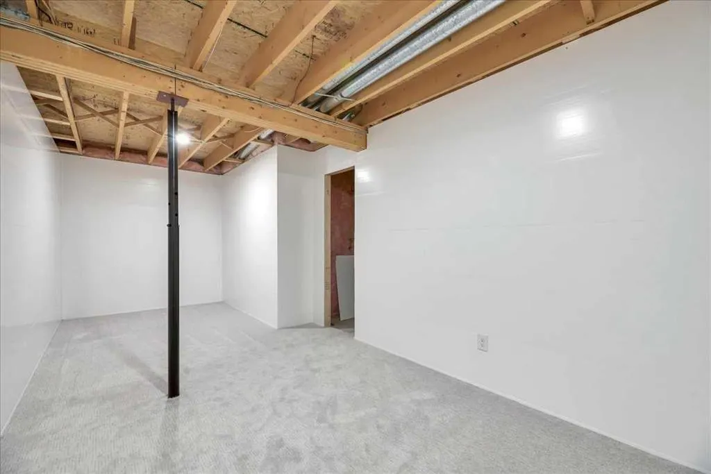 14 Grande Point Estates