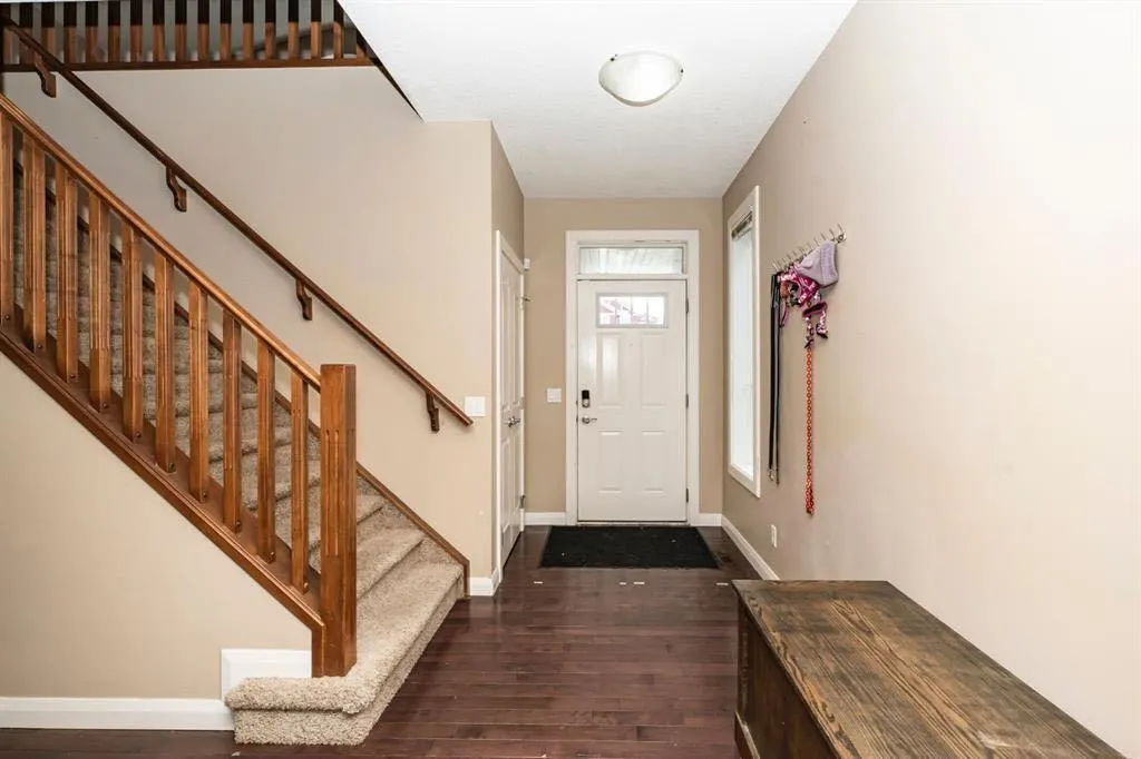 52 Redstone Park NE