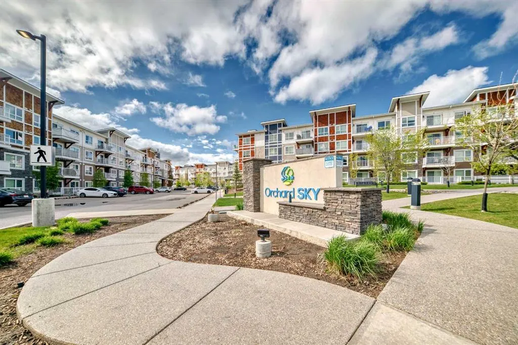 302 Skyview Ranch Drive NE, #7211