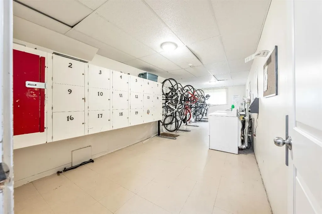 310 22 Avenue SW, #4