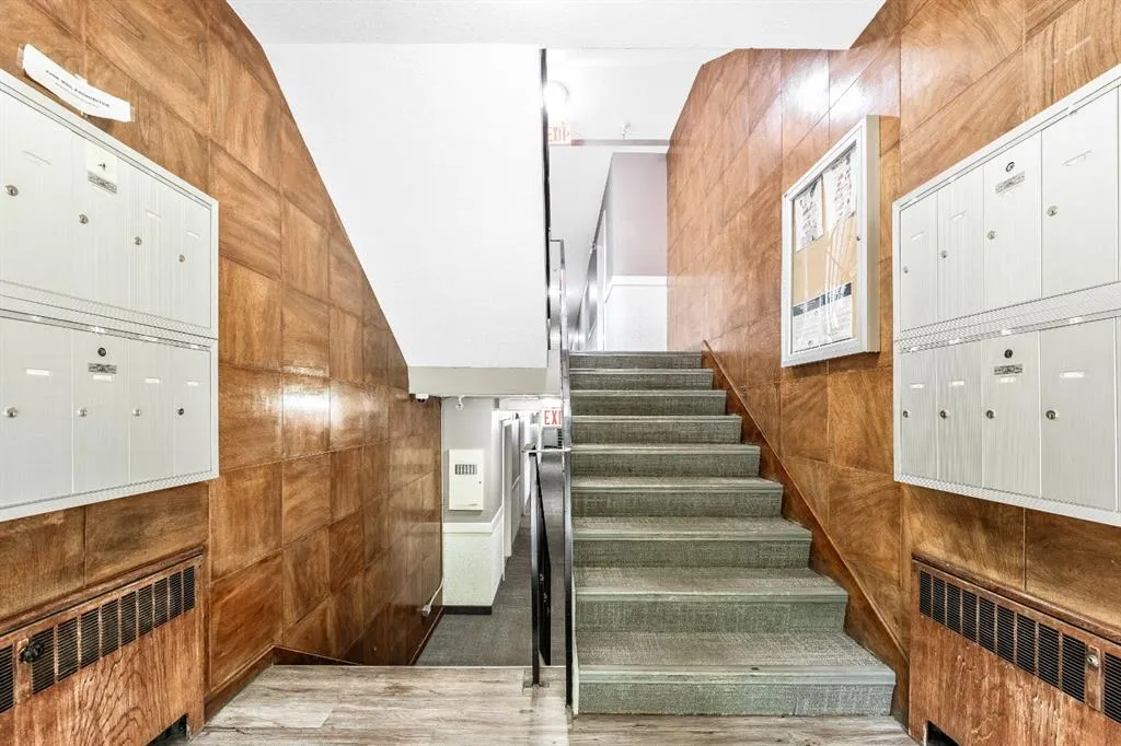 310 22 Avenue SW, #4