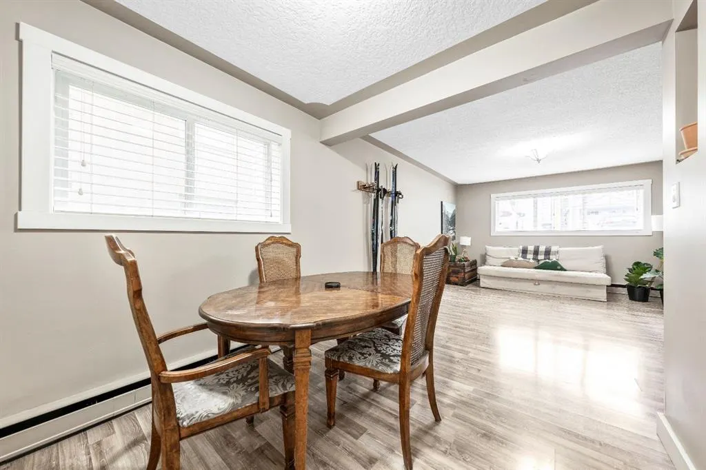 310 22 Avenue SW, #4