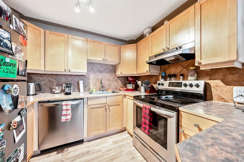 310 22 Avenue SW, #4