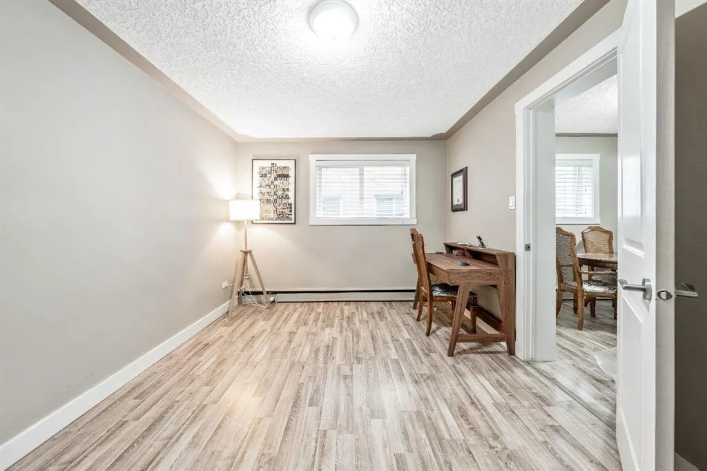 310 22 Avenue SW, #4