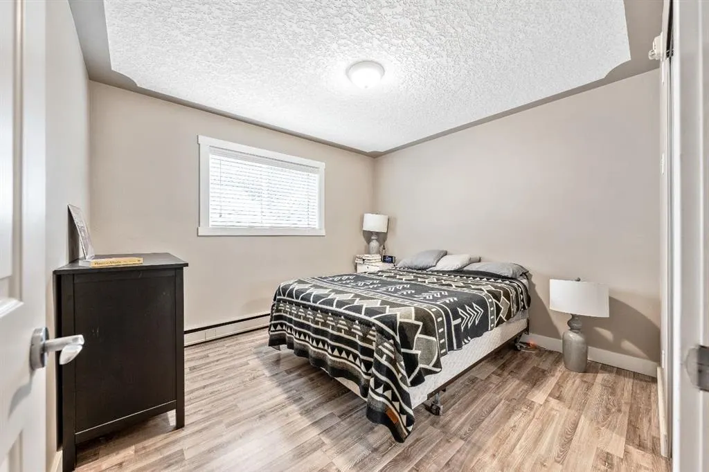 310 22 Avenue SW, #4