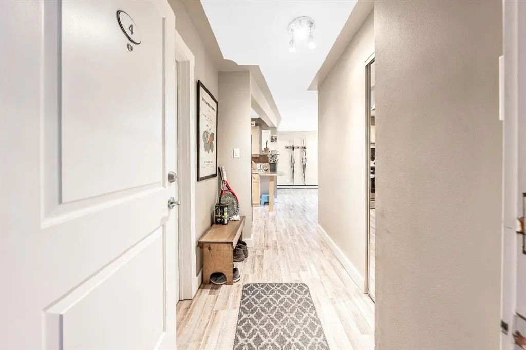 310 22 Avenue SW, #4