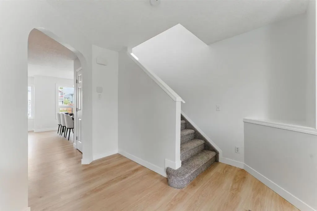 100 Saddlebrook Common NE