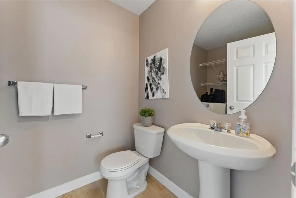 100 Saddlebrook Common NE