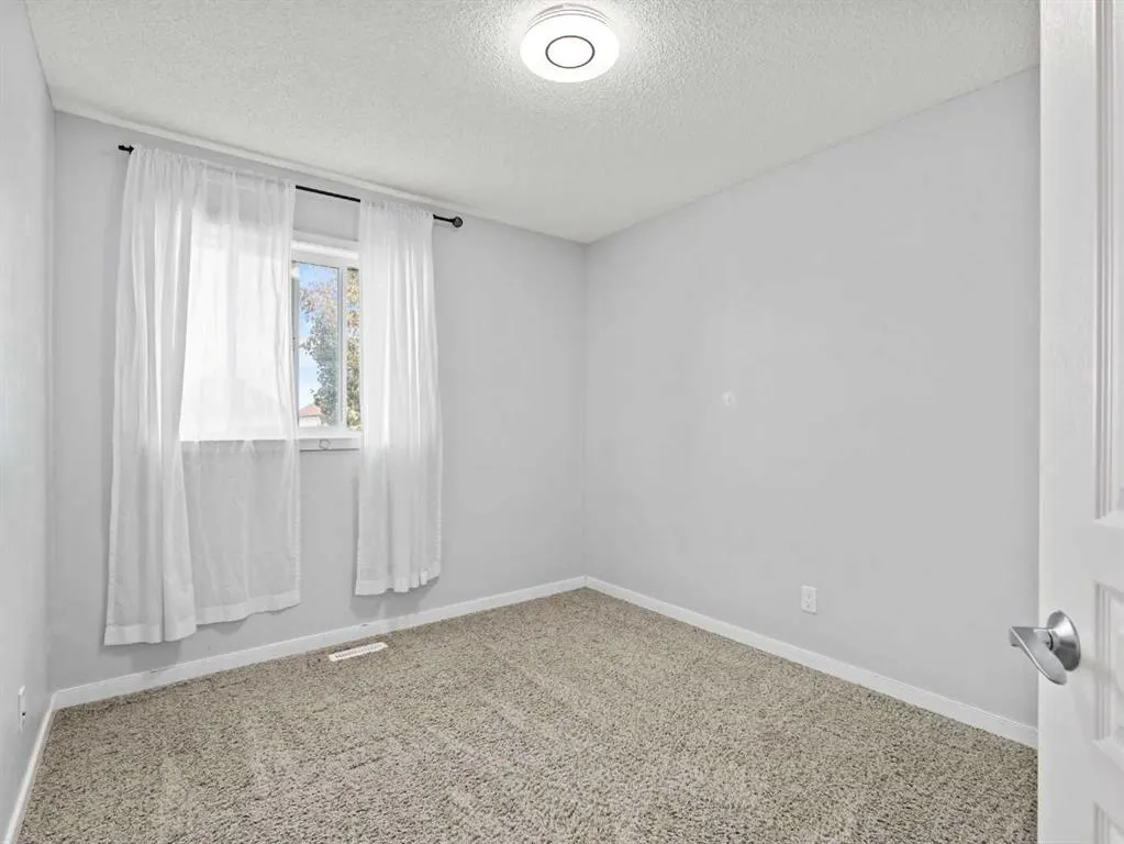 1322 New Brighton Park SE