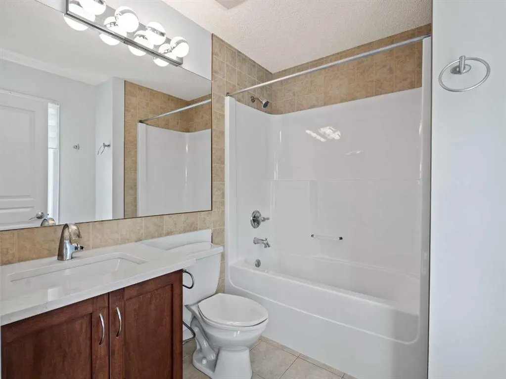1322 New Brighton Park SE