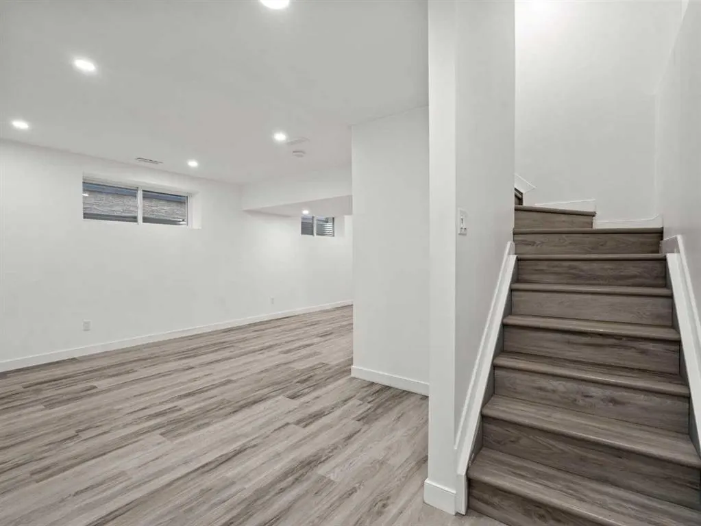 1322 New Brighton Park SE