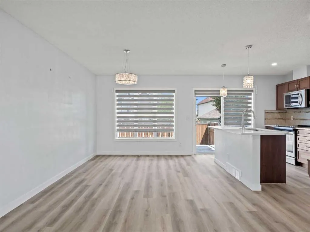 1322 New Brighton Park SE