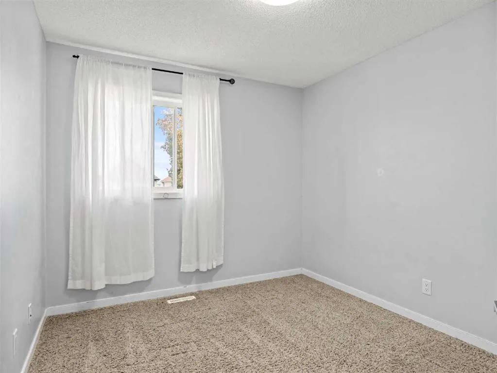 1322 New Brighton Park SE